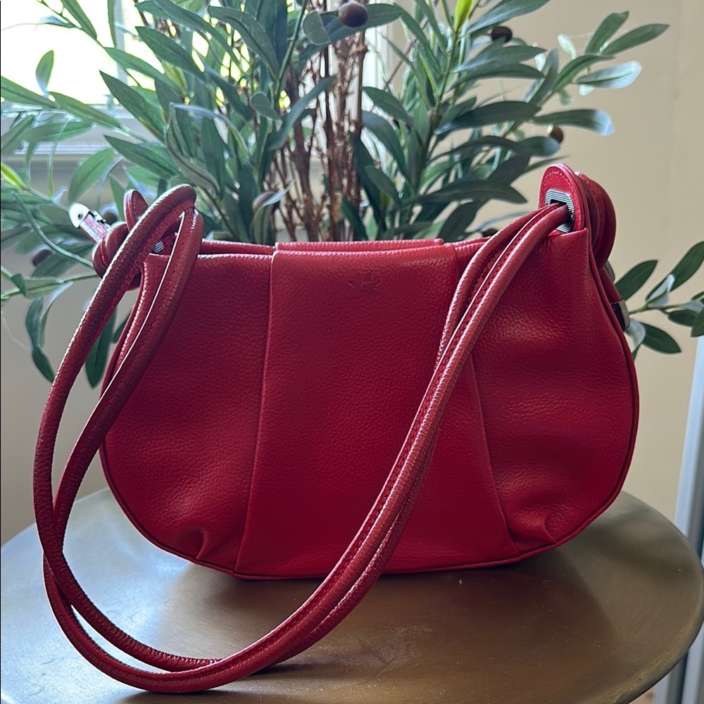 Elegant Red Leather Shoulder Bag (New)